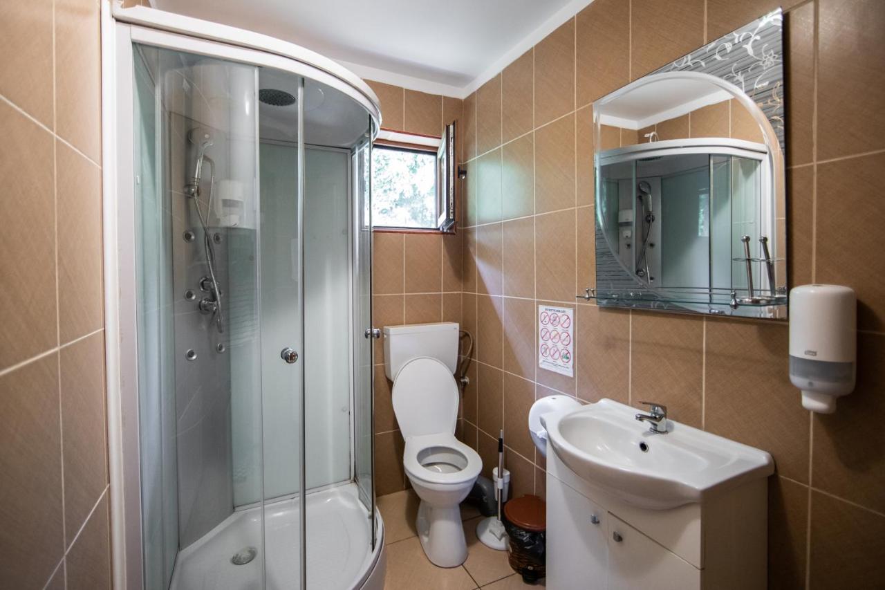 Casa Arcadia 1 Piscina,Jacuzzi, Sauna Bodzavásár Kültér fotó